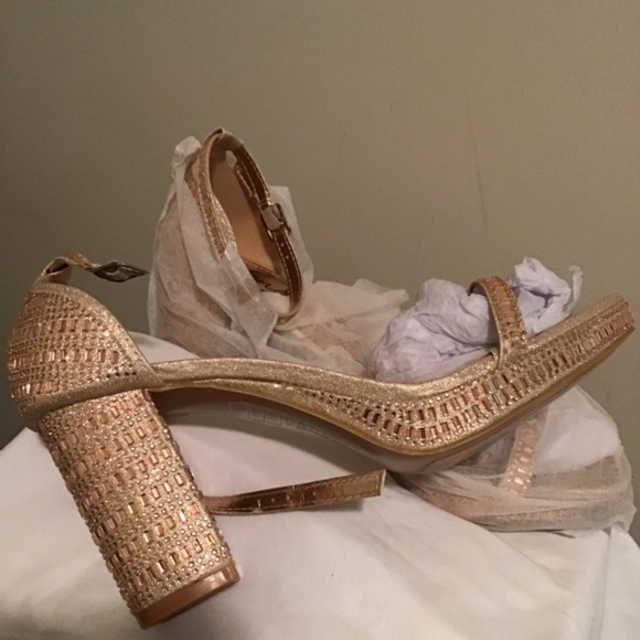 🔥London Rag, NWOT, size 9, 3 & 1/2 inch heels, see photos, beautiful gems - Picture 3 of 6